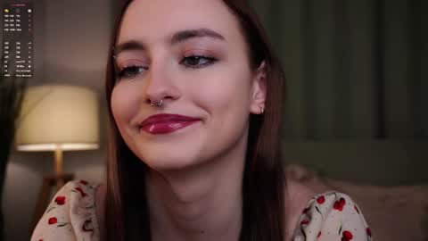 Snapshot of secrethustle chatting on January 2026 01:15:02 PM Lily online show from January 2026 01:15:02 PM