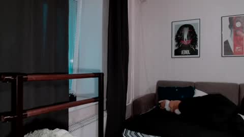 secrettt_poison online show from July 2026 04:33:02 PM