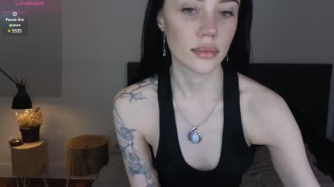 Sara online show from December 2024 09:27:01 PM