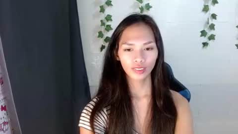 seducive_allea online show from October 2025 06:06:02 PM