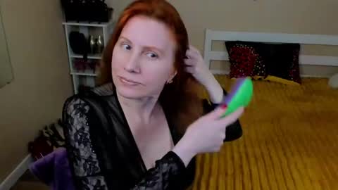 seductive_foxy_ online show from June 2026 07:27:02 PM