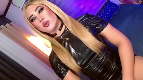 SCARLETTE  online show from March 2026 04:02:01 PM