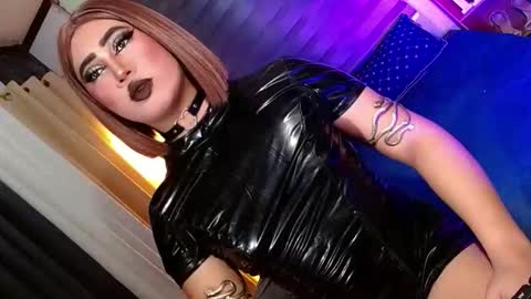 SCARLETTE  online show from March 2026 04:00:02 PM