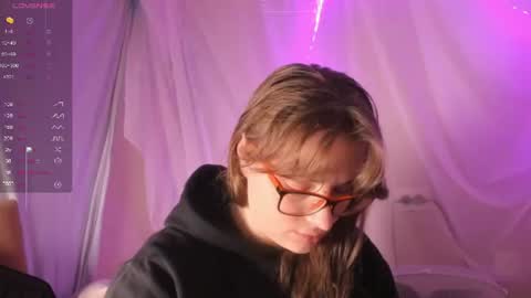 Snapshot of seductive_she_wolf chatting on July 2026 02:43:02 PM seductive_she_wolf online show from July 2026 02:43:02 PM