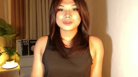 Deluxe online show from October 2025 05:28:01 AM