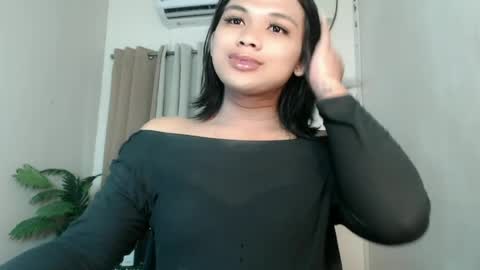 Deluxe online show from June 2026 04:58:01 AM