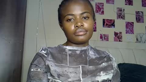 seductive glow online show from January 2026 06:06:01 AM