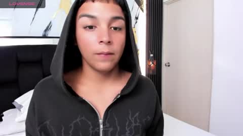 seductivo online show from June 2026 04:44:02 AM