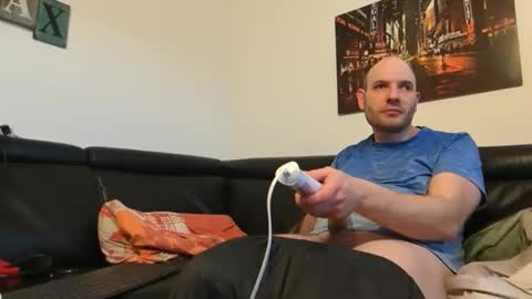 Sebastian online show from March 2026 06:17:02 AM