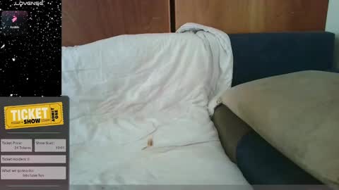 Snapshot of seewolf1000 chatting on December 2024 02:22:02 PM seewolf1000 online show from December 2024 02:22:02 PM