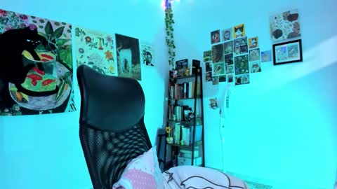 Luciana online show from September 2025 12:03:01 AM