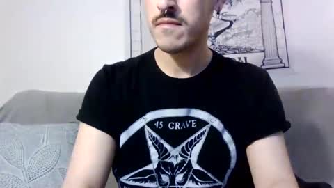 Snapshot of seitans_curse666 chatting on April 2026 06:18:01 AM seitans curse666 online show from April 2026 06:18:01 AM