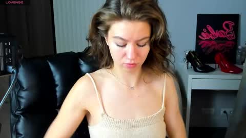 Selena online show from October 2025 12:54:01 AM