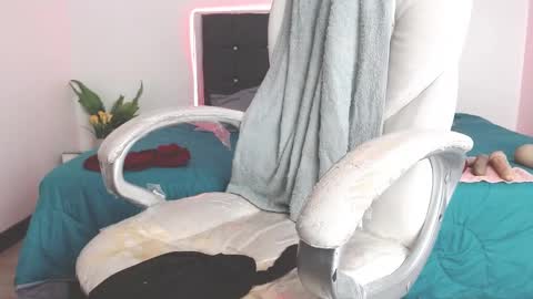 Selena online show from January 2025 10:49:02 PM