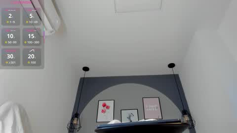 Selena online show from October 2025 10:41:01 AM