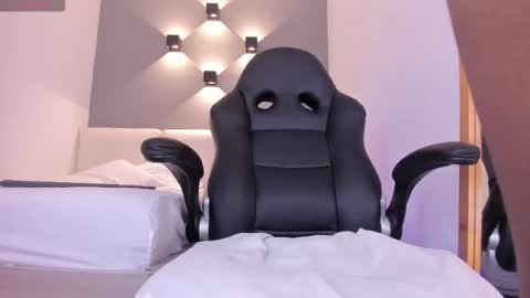 Snapshot of selena_monroy chatting on February 2026 11:17:01 AM Selena online show from February 2026 11:17:01 AM