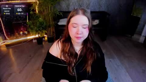 Selena online show from March 2026 01:41:01 PM