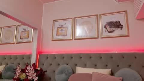 selenajoy_ online show from November 2025 06:19:02 AM