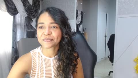 Selene online show from February 2026 03:54:01 PM