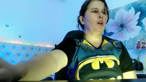 Snapshot of selene_mom chatting on April 2026 02:23:01 PM selene online show from April 2026 02:23:01 PM