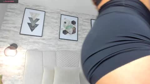 Selene online show from January 2025 06:56:01 PM