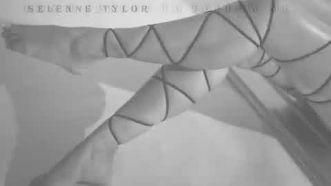 Selene online show from July 2026 07:39:01 PM