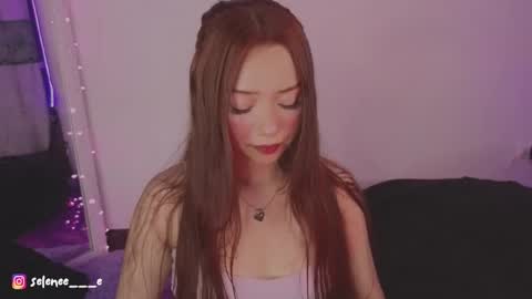 Snapshot of selenee___e chatting on February 2025 02:50:02 AM selene online show from February 2025 02:50:02 AM