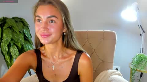 Selene online show from July 2026 09:27:01 AM