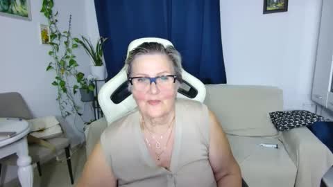 Selenna online show from March 2026 06:46:01 PM