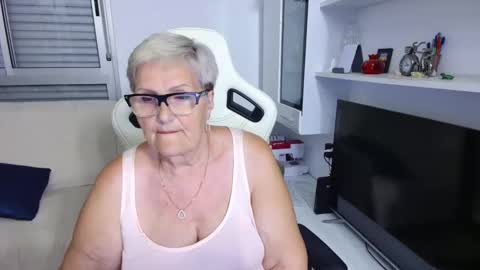 Selenna online show from May 2026 05:43:01 PM