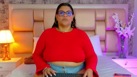 Selenna Cooper online show from January 2026 11:47:01 AM