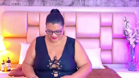 Selenna Cooper online show from February 2026 11:52:01 AM