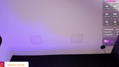 Selenne online show from February 2025 08:44:01 PM