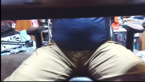 Snapshot of selfpound chatting on October 2025 04:20:02 PM selfpound online show from October 2025 04:20:02 PM