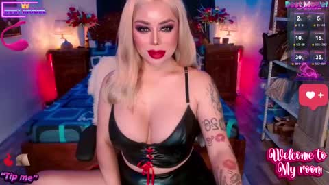 Snapshot of selina_diorxxx chatting on December 2024 05:18:02 AM Will You Be My CumDumpster in Real Drink My Milk online show from December 2024 05:18:02 AM