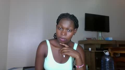 sellinprinces online show from November 2025 01:13:01 PM