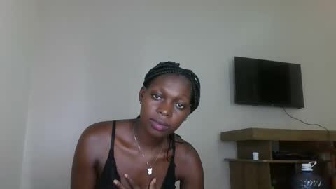 sellinprinces online show from November 2025 10:48:02 AM