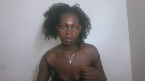 sellinprinces online show from November 2025 03:39:01 AM