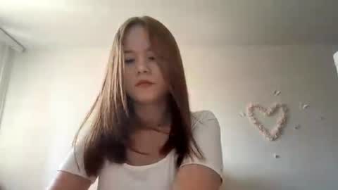 Snapshot of selmacalumag chatting on July 2026 09:49:01 AM Lily online show from July 2026 09:49:01 AM