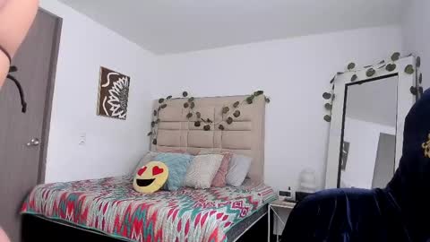 Snapshot of selyn_ chatting on October 2025 01:55:02 PM Selyn online show from October 2025 01:55:02 PM