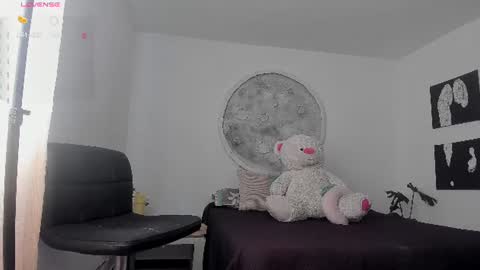 Selyn online show from June 2026 04:18:02 PM