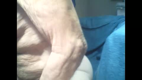 Snapshot of semajstretsa chatting on December 2025 09:46:02 PM frederick online show from December 2025 09:46:02 PM