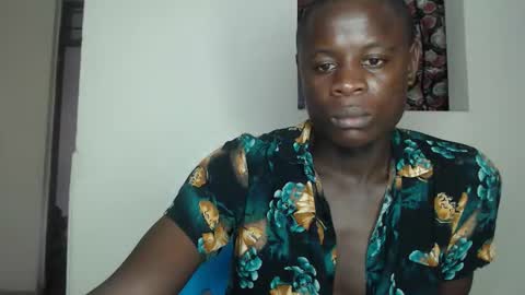 Snapshot of sensation_2 chatting on February 2026 04:08:01 AM Charles online show from February 2026 04:08:01 AM