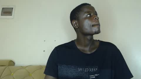 Snapshot of sensation_2 chatting on March 2026 10:21:02 AM Charles online show from March 2026 10:21:02 AM