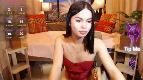 Snapshot of sensationaldiva chatting on June 2026 05:28:02 PM sensationaldiva online show from June 2026 05:28:02 PM