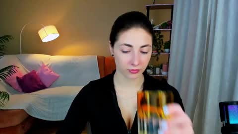 sensitiveheartt online show from October 2025 07:31:01 PM