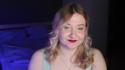 Ilona online show from June 2026 11:39:02 PM