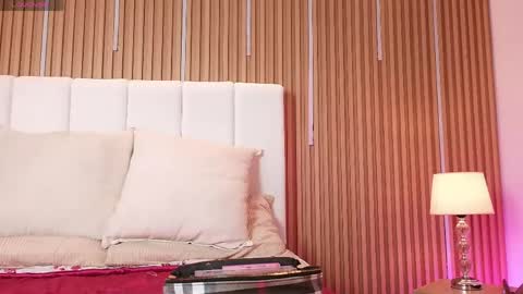 Sensual Kim77 online show from May 2026 12:57:02 PM