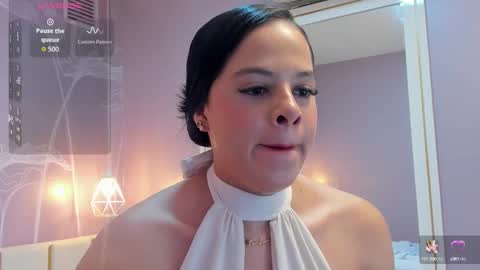 Sophie     online show from October 2025 10:14:01 AM