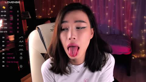 Kiki online show from December 2024 06:40:01 PM